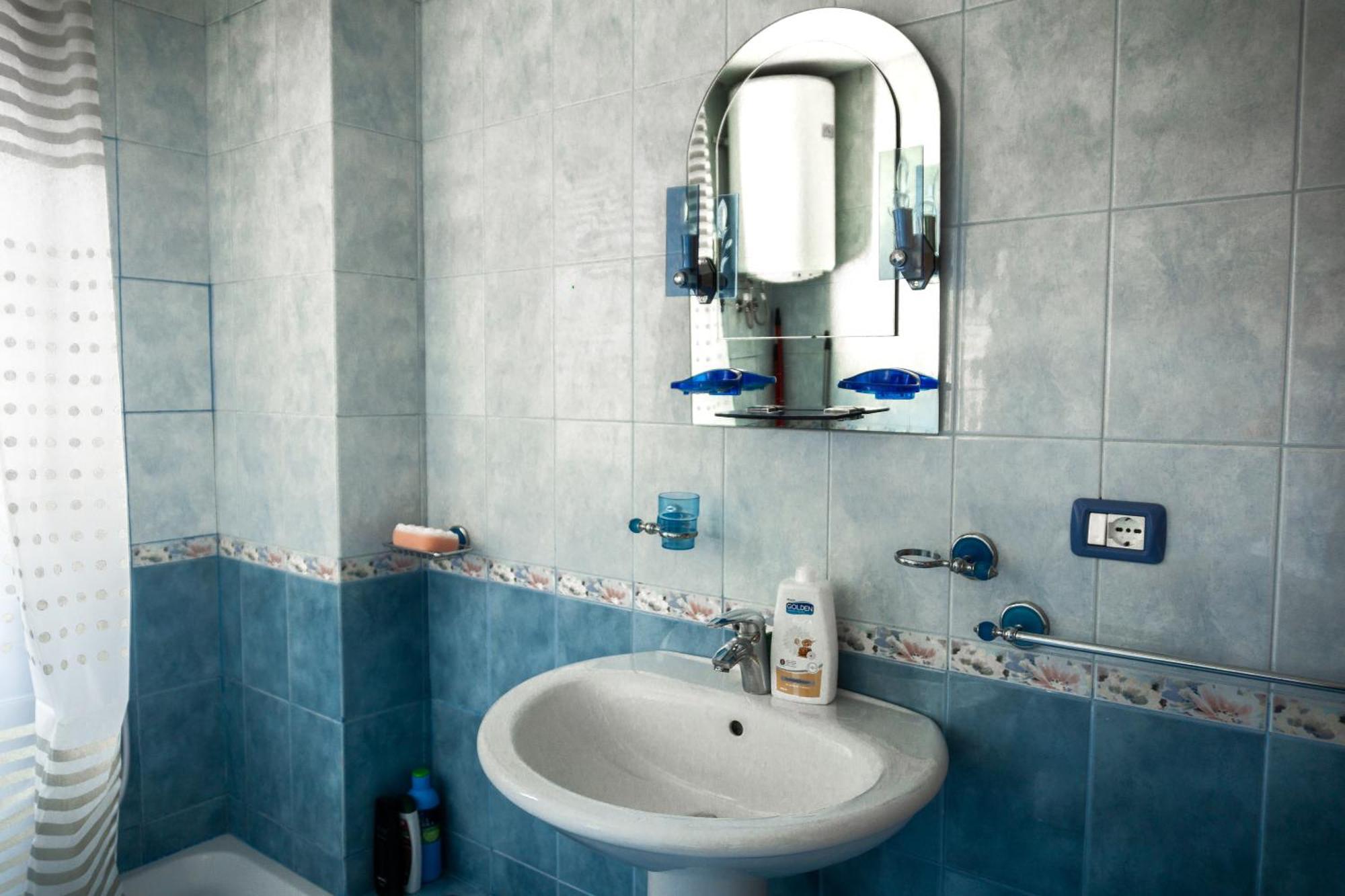 City Center Two Private Bedrooms Near Scanderbeg Square On Shared Apartment Tirana Eksteriør billede